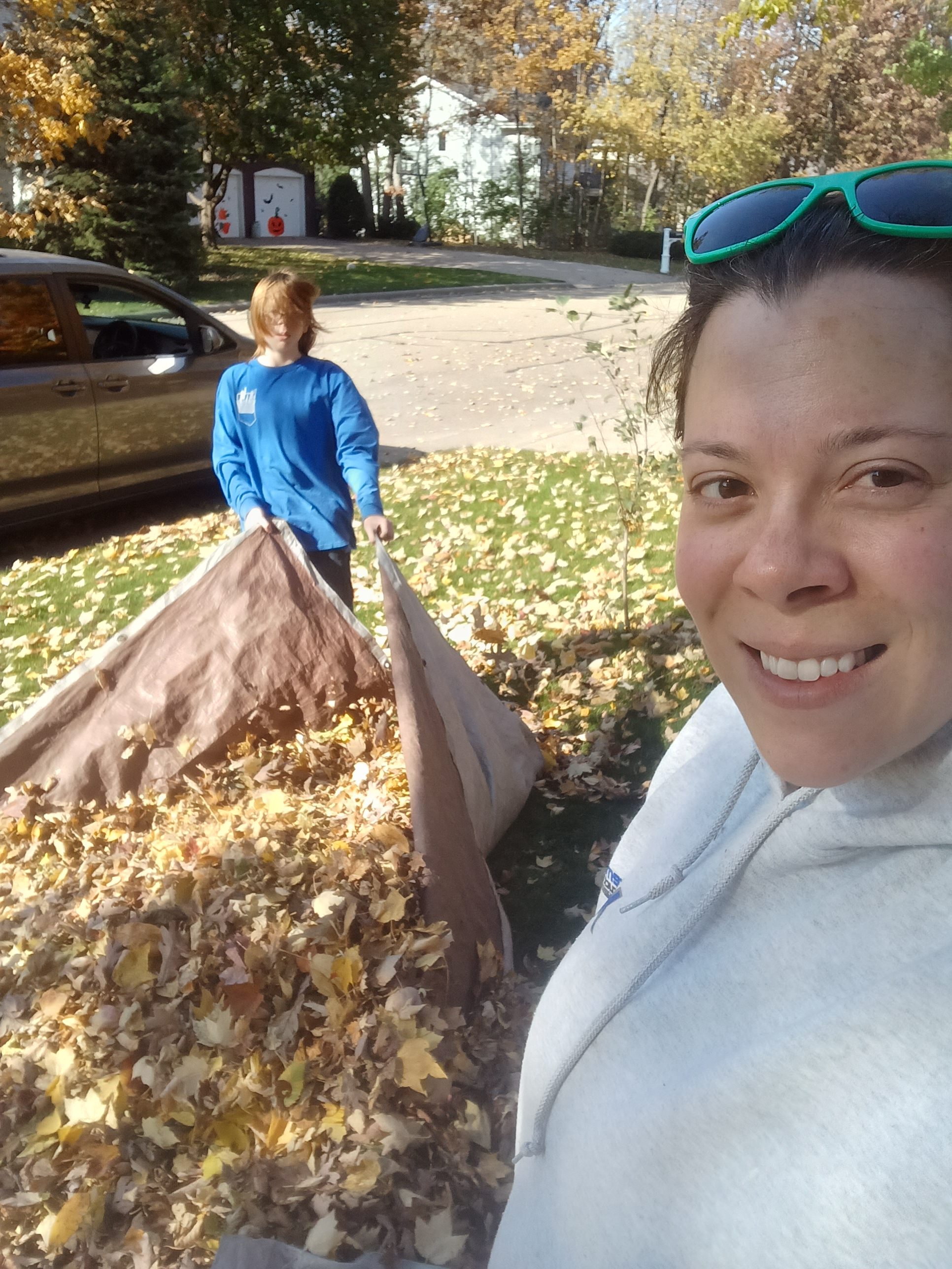 Work smarter, not harder – How to quickly get rid of fall leaves