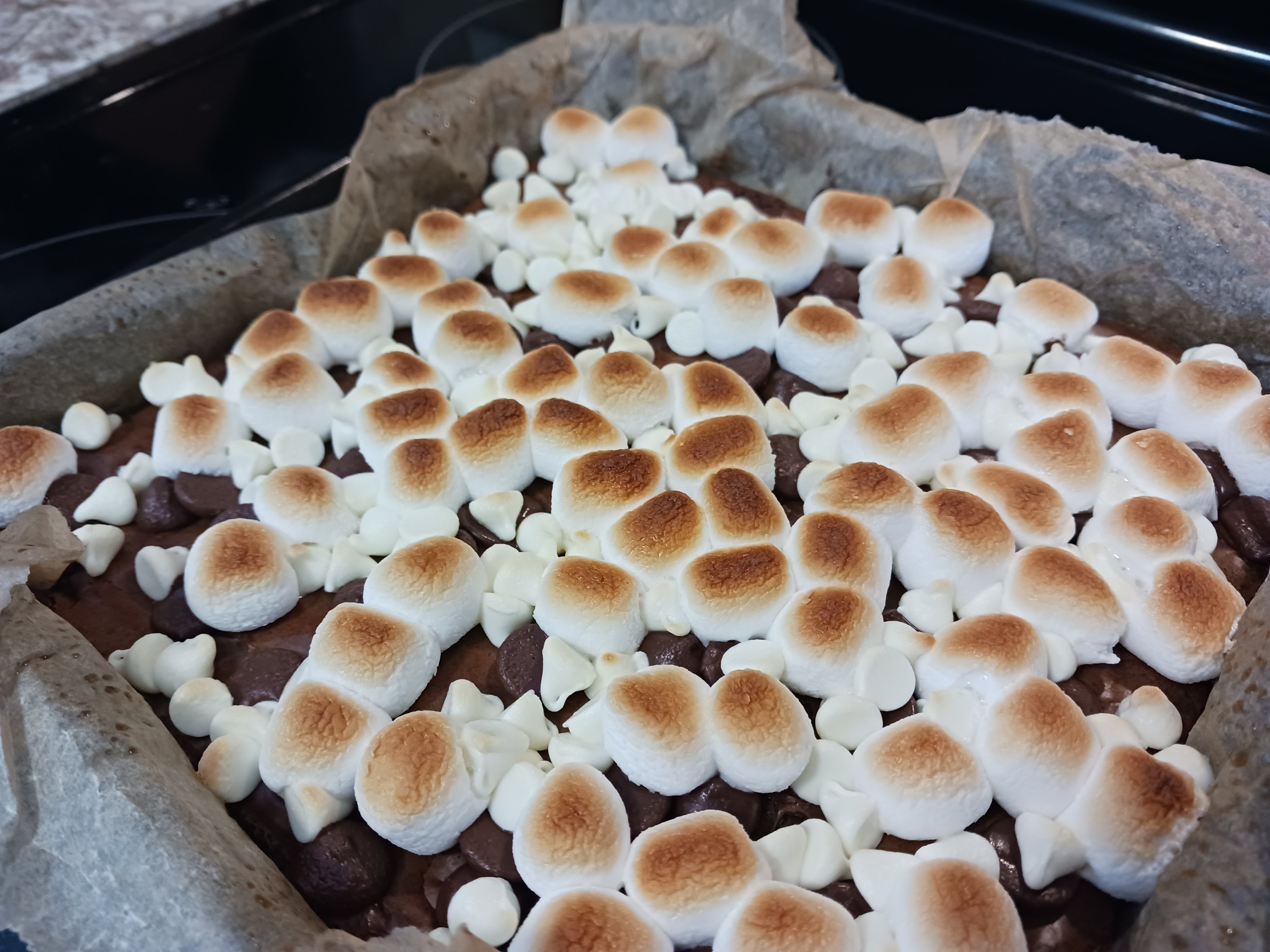 S’mores Brownies Recipe – How to make them from scratch!